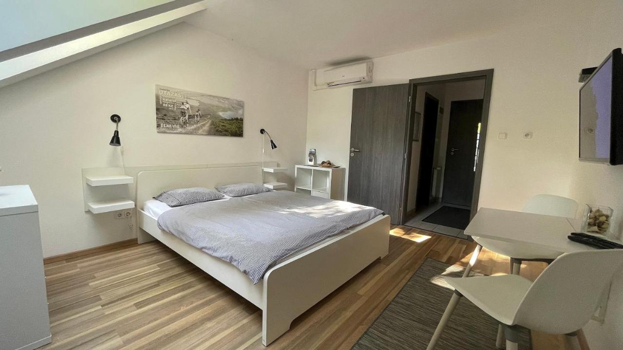 פץ' Benevia Apartments מראה חיצוני תמונה