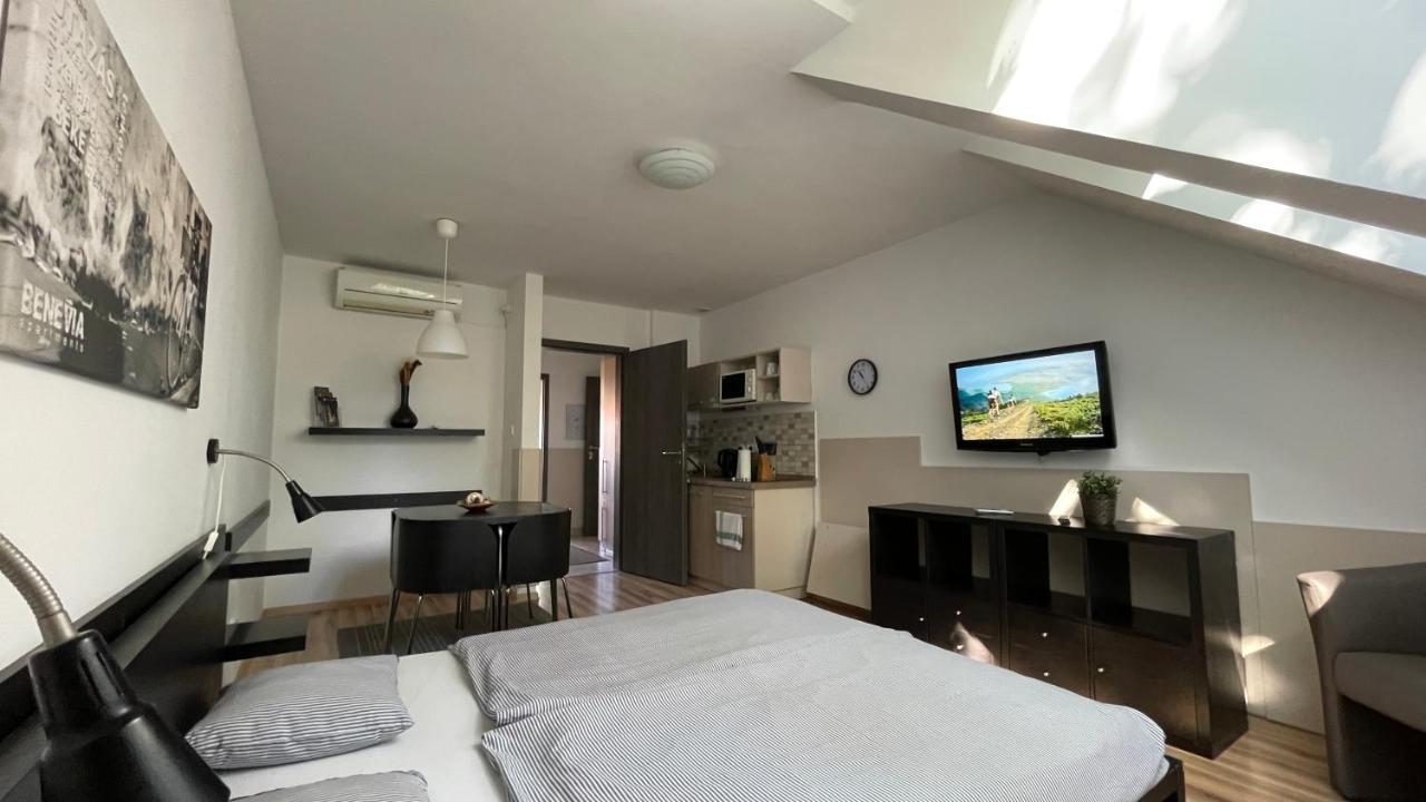 פץ' Benevia Apartments מראה חיצוני תמונה