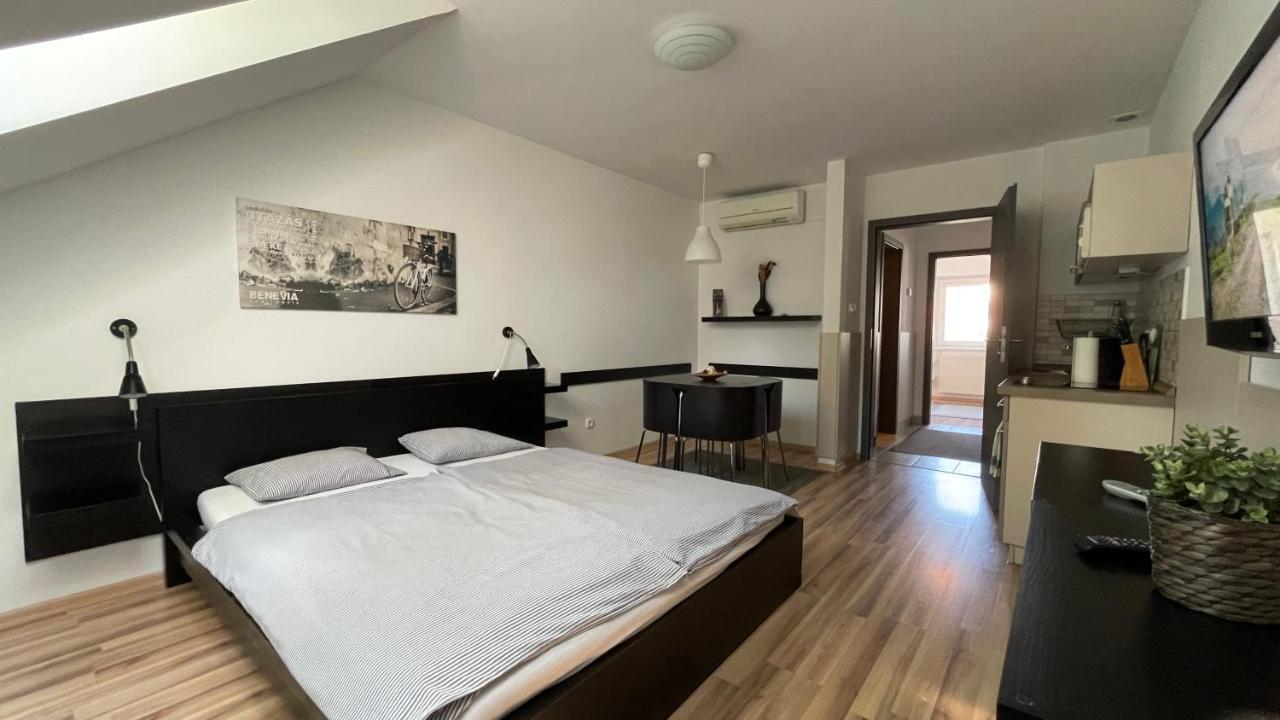 פץ' Benevia Apartments מראה חיצוני תמונה